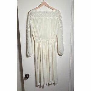 Elegant Long Sleeve White Dress